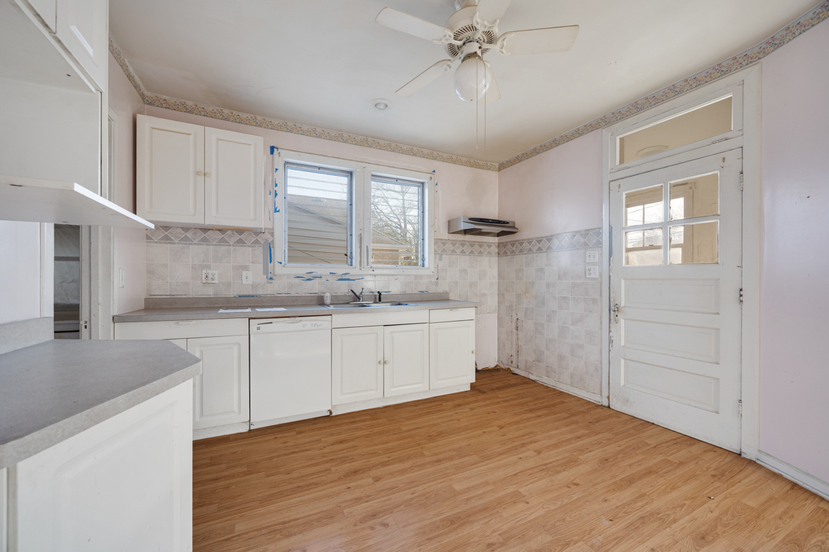 1748 North New England Avenue Chicago IL 60707