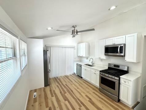 1008 Adams Court Carpentersville IL 60110