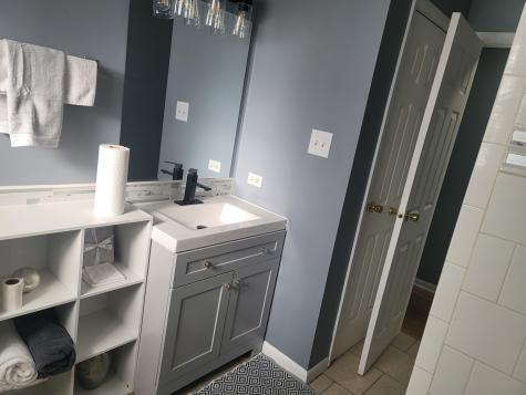 295 Saginaw Avenue Calumet City IL 60409