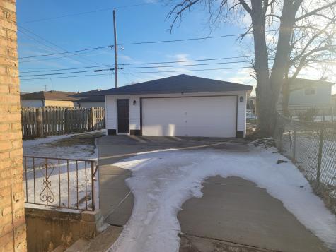 295 Saginaw Avenue Calumet City IL 60409