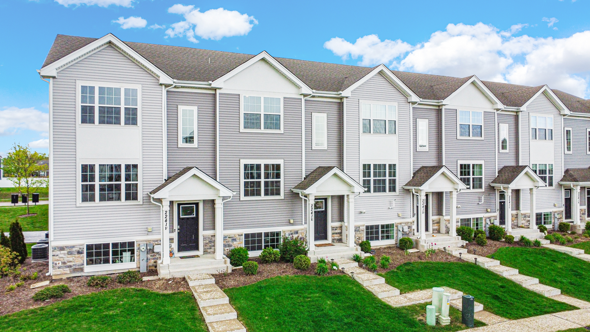 2241 Sassafras Way Wonder Lake IL 60097