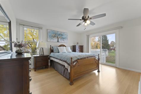 309 Plymouth Lane NW Bloomingdale IL 60108