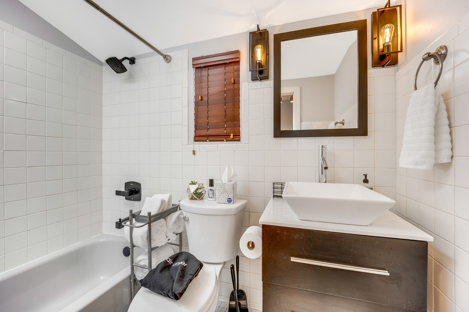 2920 North Gresham Avenue Chicago IL 60618