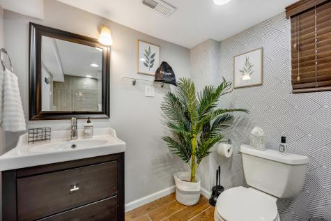 2920 North Gresham Avenue Chicago IL 60618