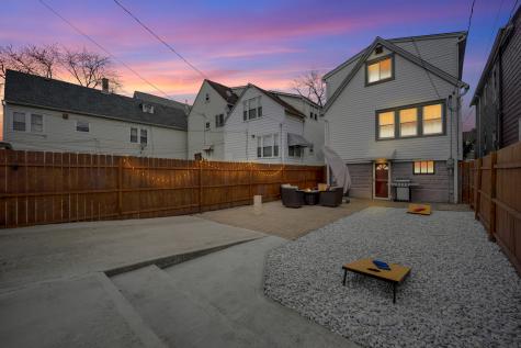 2920 North Gresham Avenue Chicago IL 60618