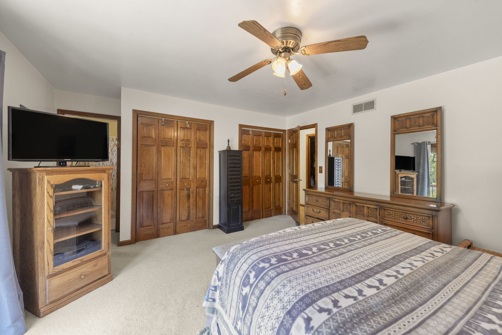 11S699 Schillinger Drive Naperville IL 60564