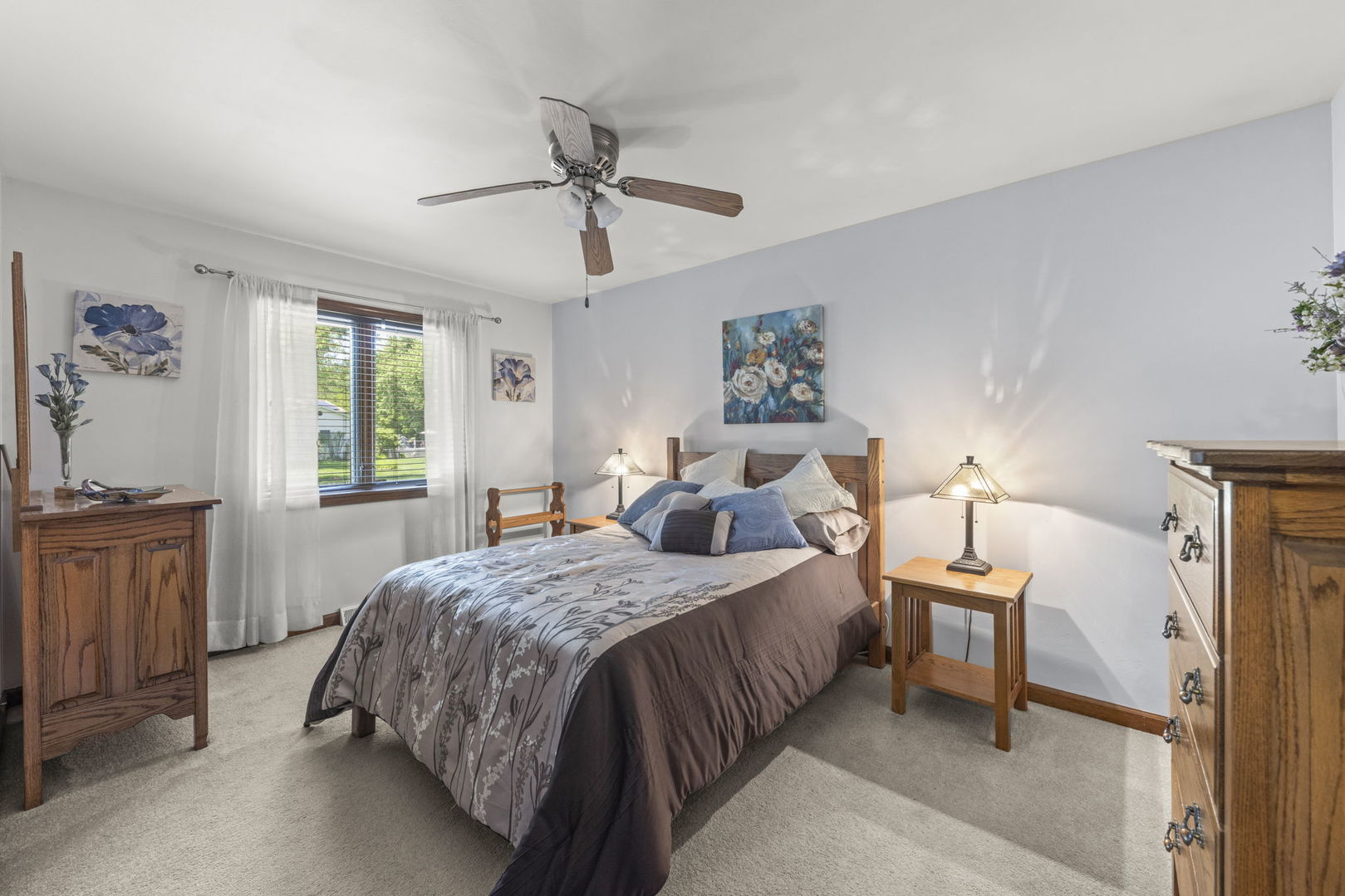 11S699 Schillinger Drive Naperville IL 60564