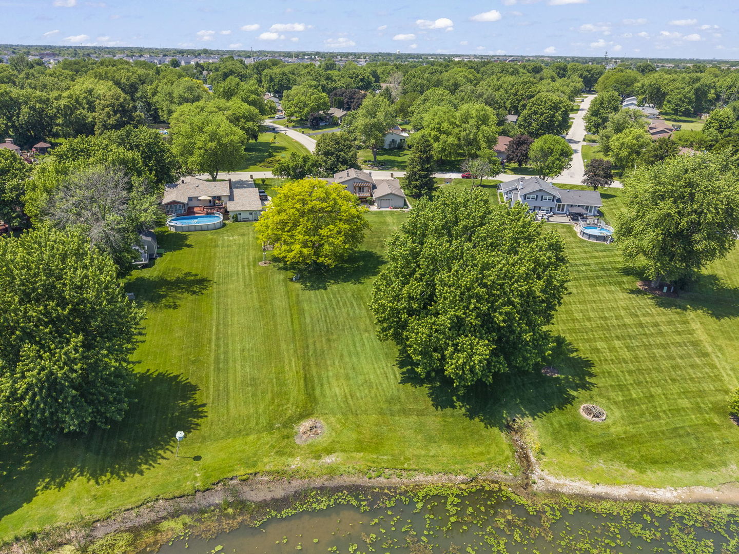11S699 Schillinger Drive Naperville IL 60564