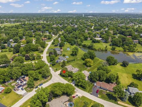 11S699 Schillinger Drive Naperville IL 60564