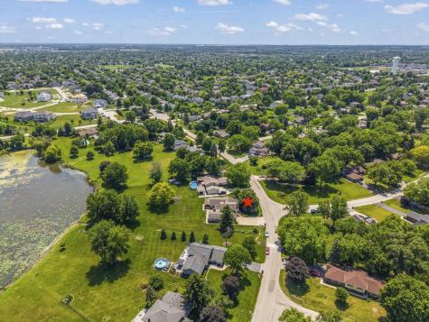 11S699 Schillinger Drive Naperville IL 60564