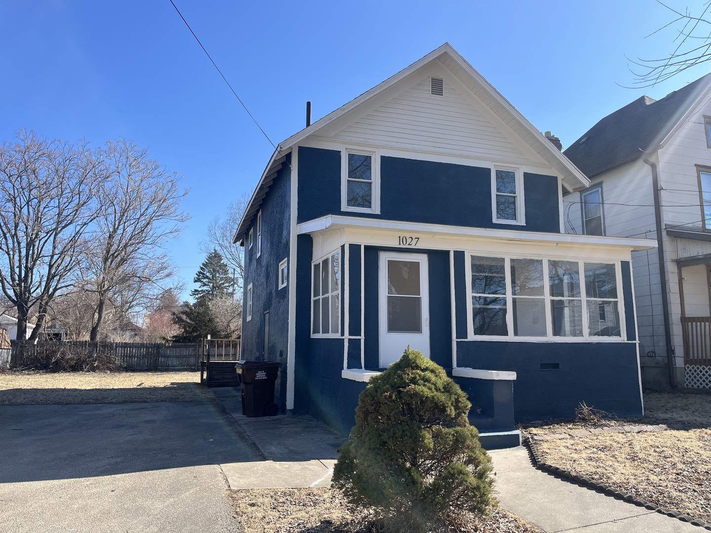 1027 South Chicago Avenue Freeport IL 61032