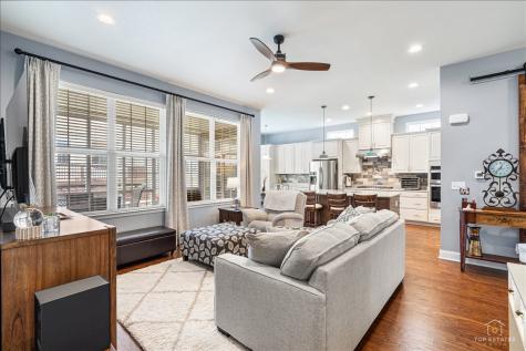 3870 Double Eagle Drive Elgin IL 60124