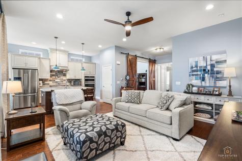 3870 Double Eagle Drive Elgin IL 60124