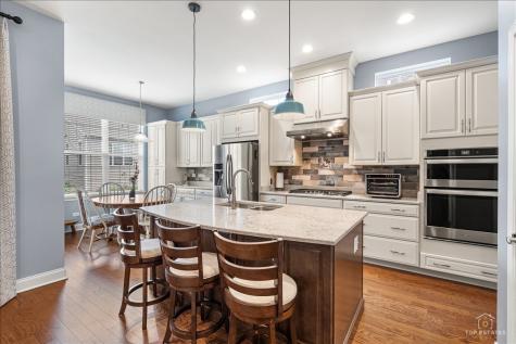3870 Double Eagle Drive Elgin IL 60124