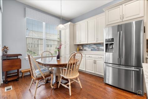 3870 Double Eagle Drive Elgin IL 60124