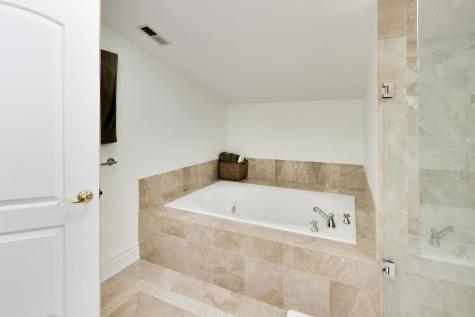1414 Canterbury Lane Glenview IL 60025