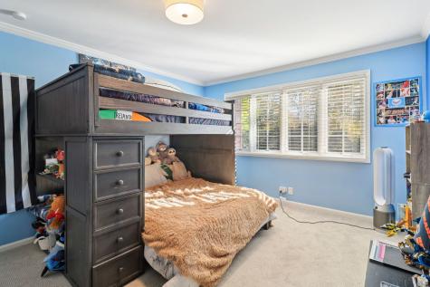 1443 Woodhill Drive Northbrook IL 60062