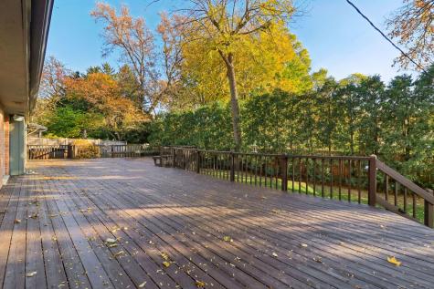 1443 Woodhill Drive Northbrook IL 60062