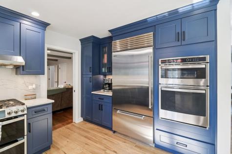 1443 Woodhill Drive Northbrook IL 60062