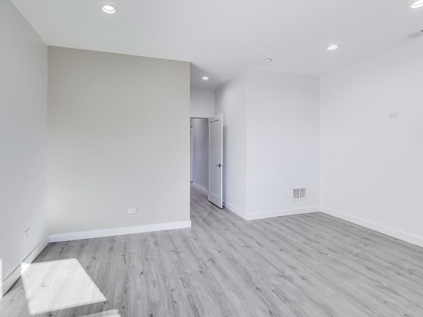 1721 West Arthur Avenue Chicago IL 60626