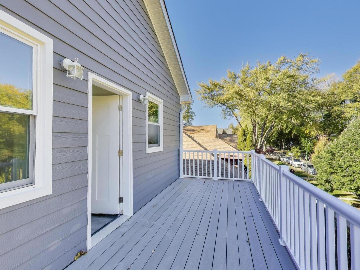 1721 West Arthur Avenue Chicago IL 60626