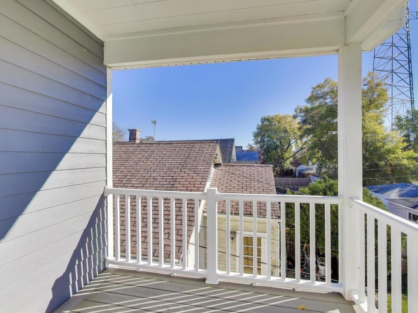 1721 West Arthur Avenue Chicago IL 60626