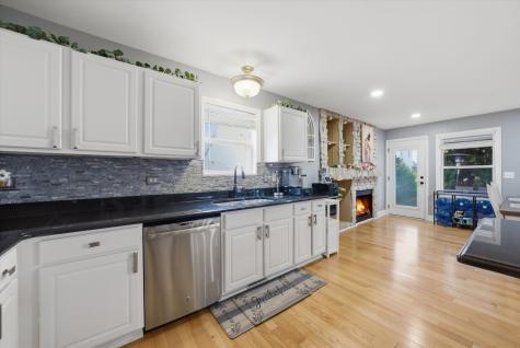 93 Windflower Court Romeoville IL 60446