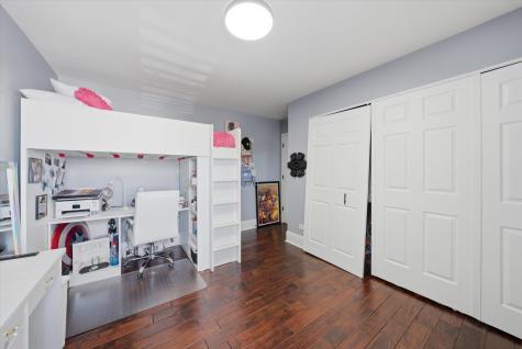 93 Windflower Court Romeoville IL 60446