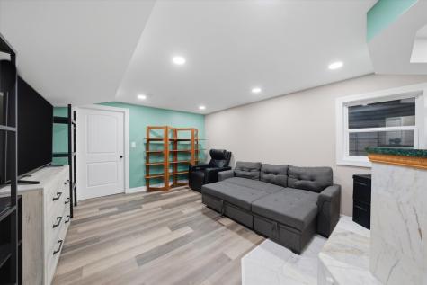 93 Windflower Court Romeoville IL 60446