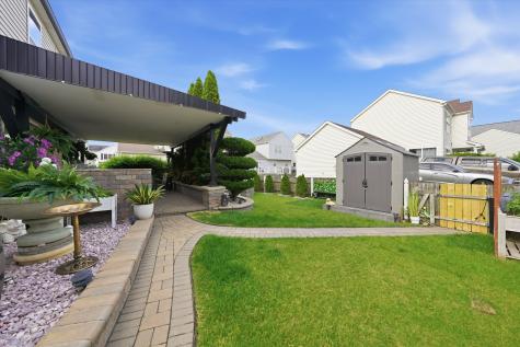93 Windflower Court Romeoville IL 60446