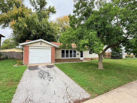 930 Coach Road Homewood IL 60430