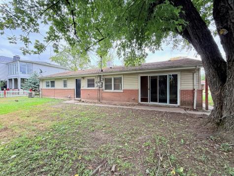 930 Coach Road Homewood IL 60430
