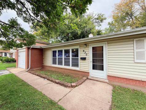 930 Coach Road Homewood IL 60430