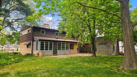 645 Judge Avenue Waukegan IL 60085