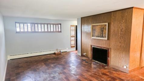 645 Judge Avenue Waukegan IL 60085
