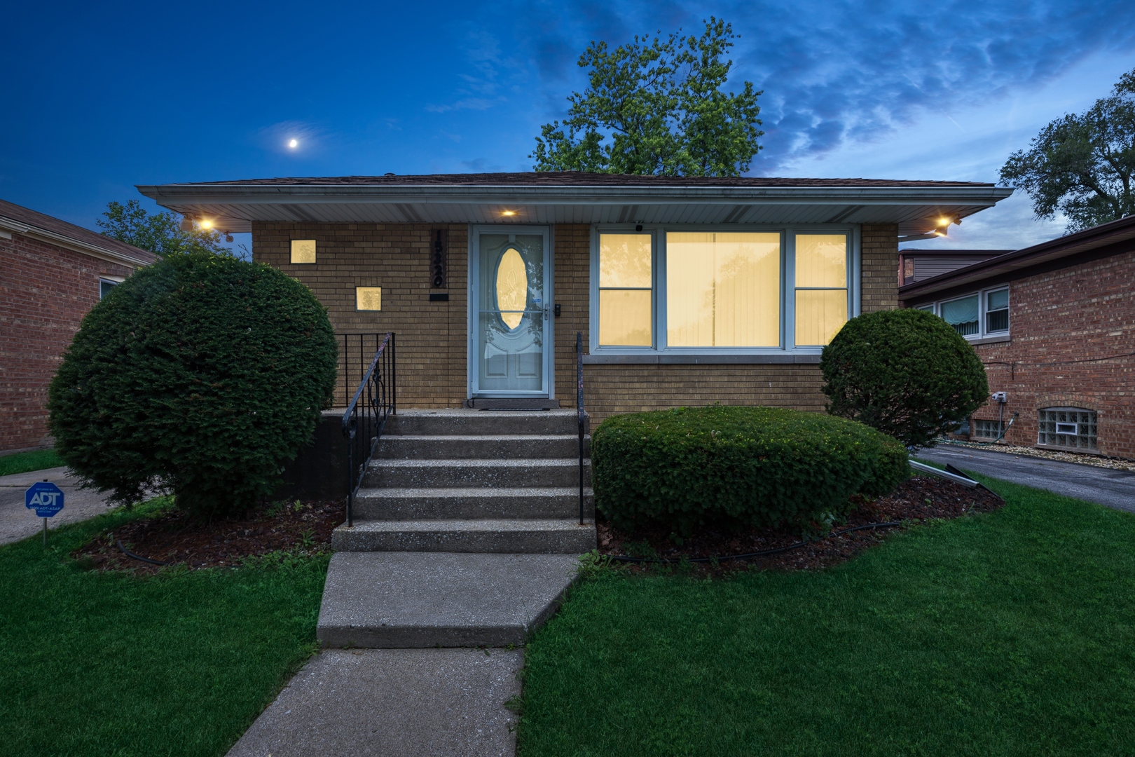 15320 Evers Street Dolton IL 60419