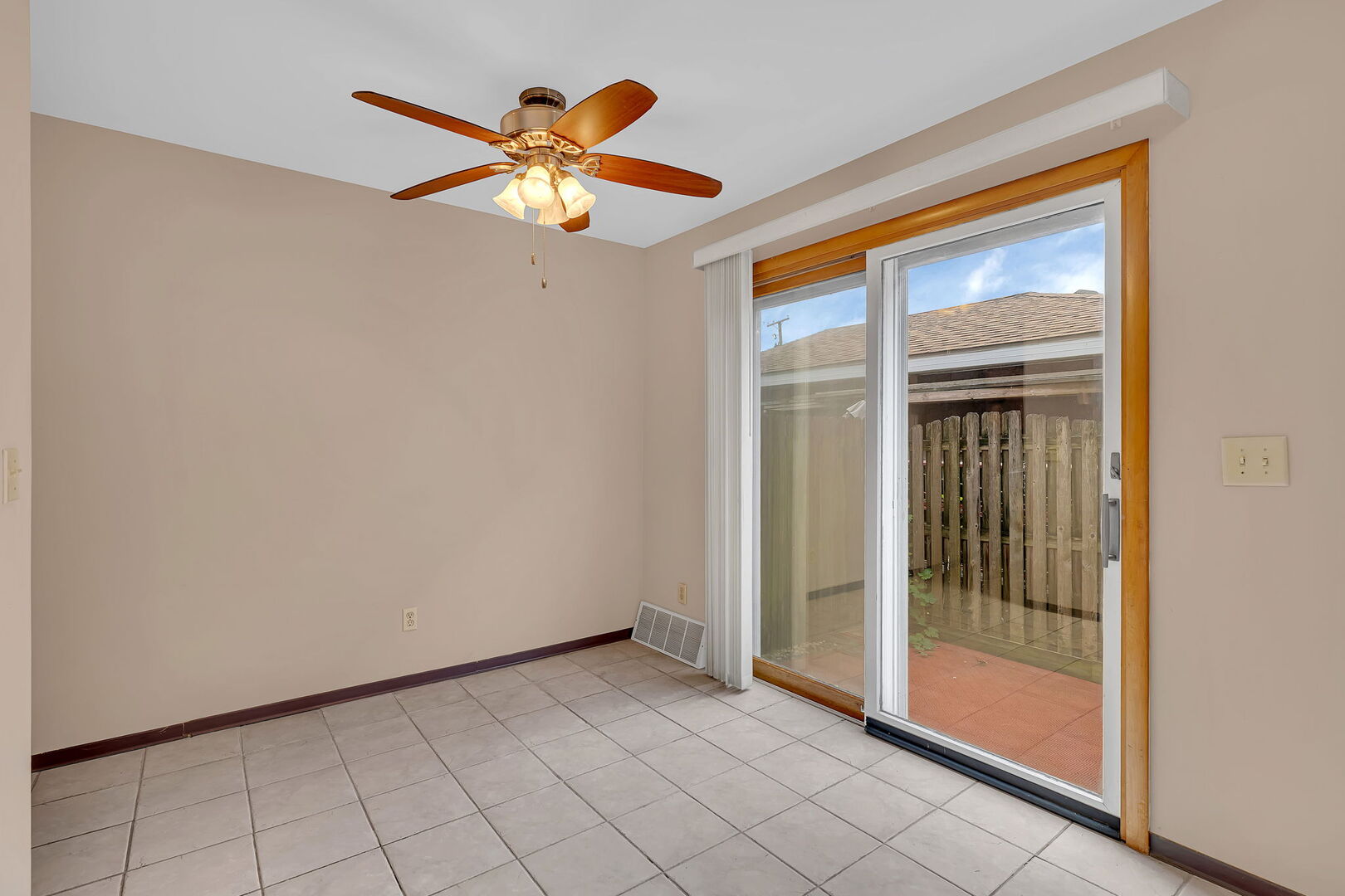 613 East 3rd Street Lockport IL 60441