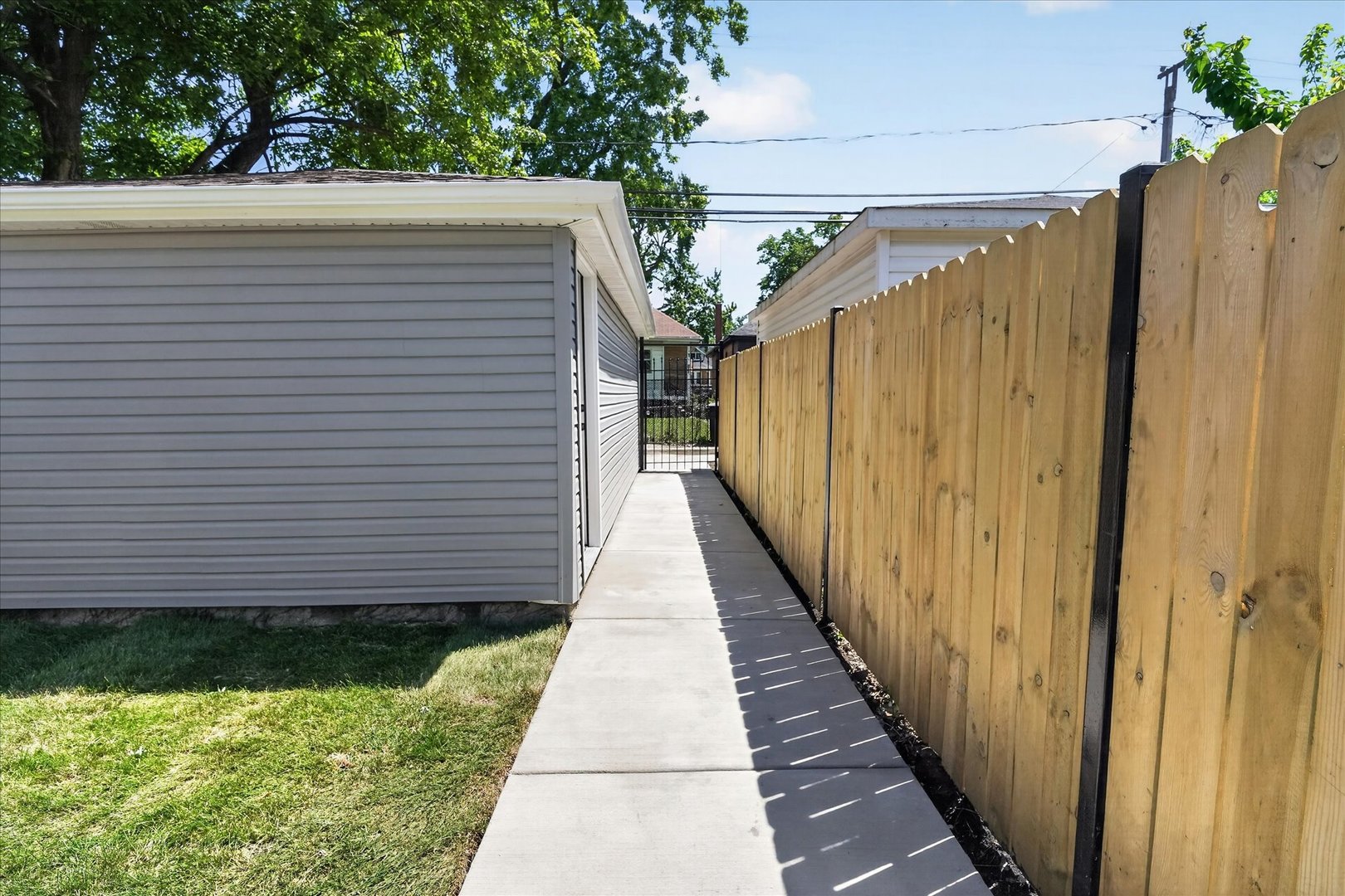 10103 South Aberdeen Street Chicago IL 60643