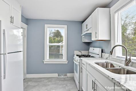 937 North County Street Waukegan IL 60085