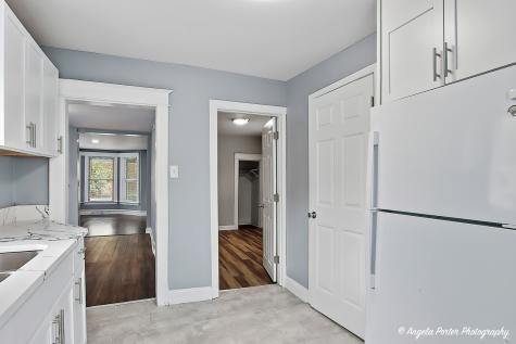 937 North County Street Waukegan IL 60085