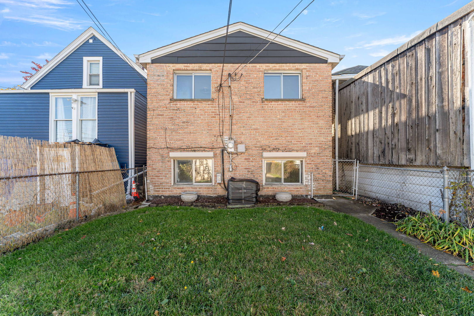 726 East 89th Place Chicago IL 60619