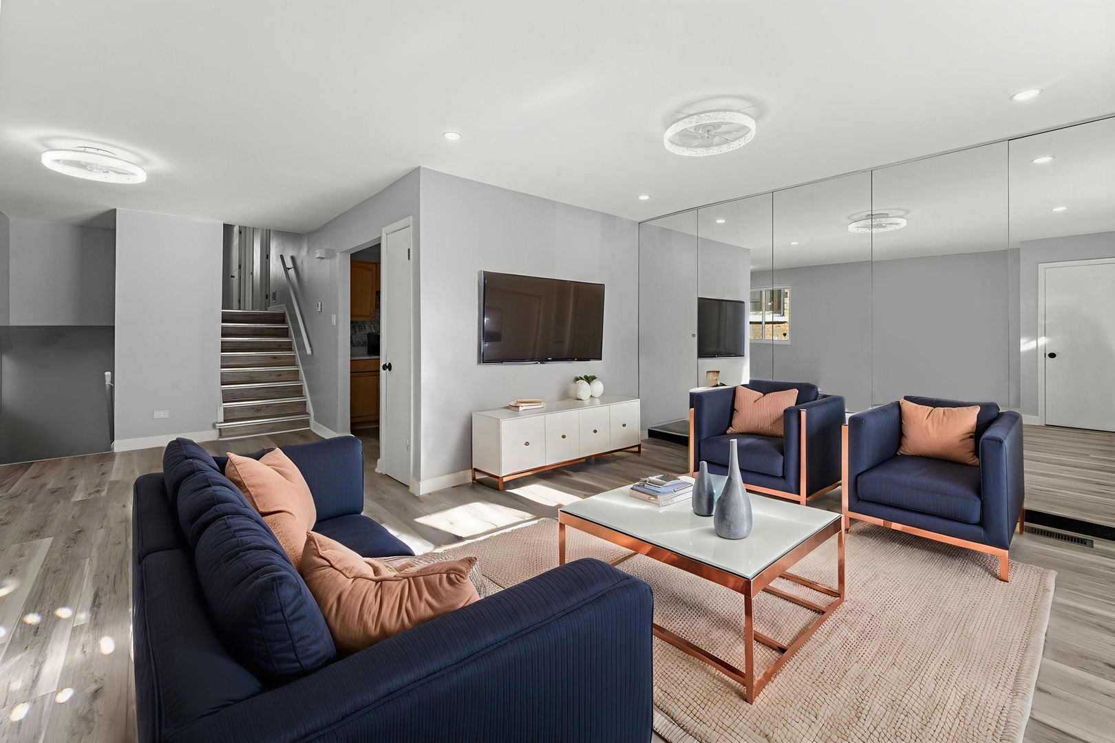 726 East 89th Place Chicago IL 60619