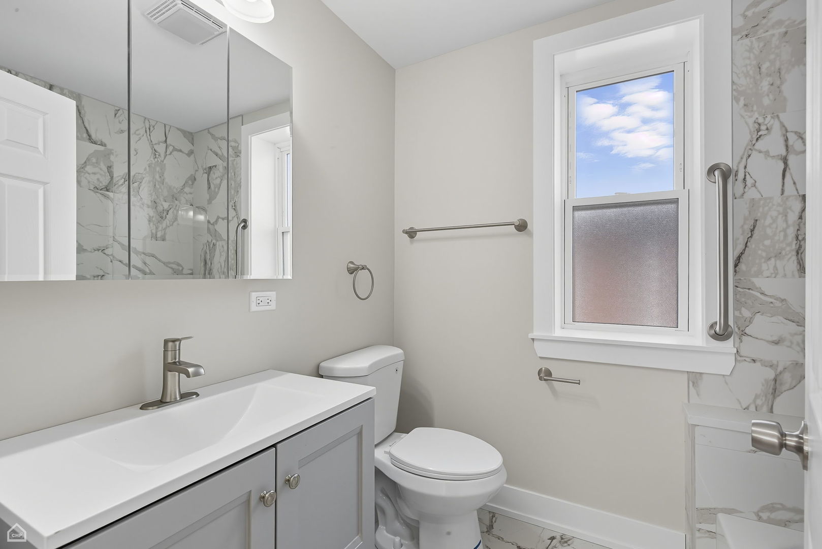 9845 South Hoyne Avenue Chicago IL 60643