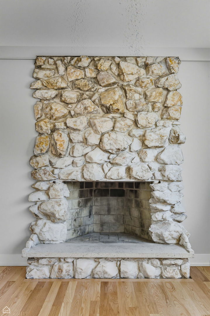 9845 South Hoyne Avenue Chicago IL 60643