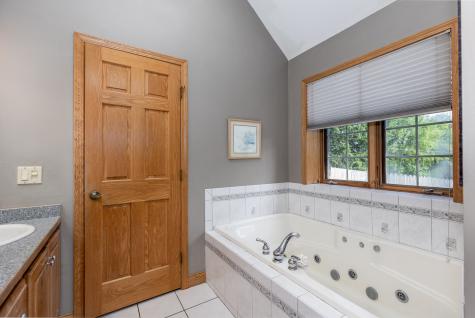 2520 East 1669th Road Ottawa IL 61350