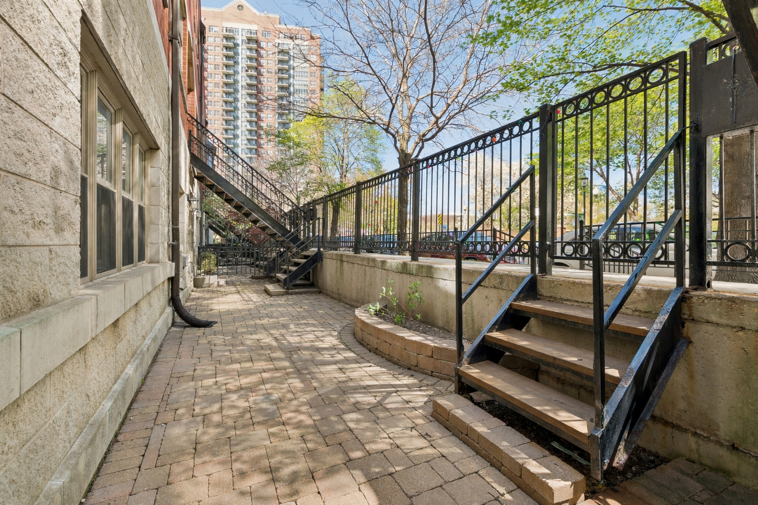 1816 South Calumet Avenue Chicago IL 60616