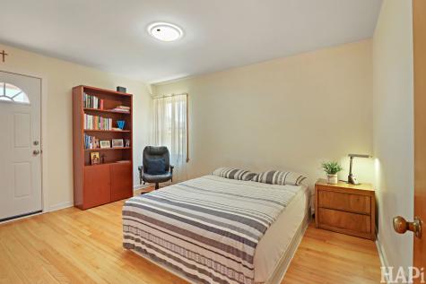 4805 North Nottingham Avenue Chicago IL 60656