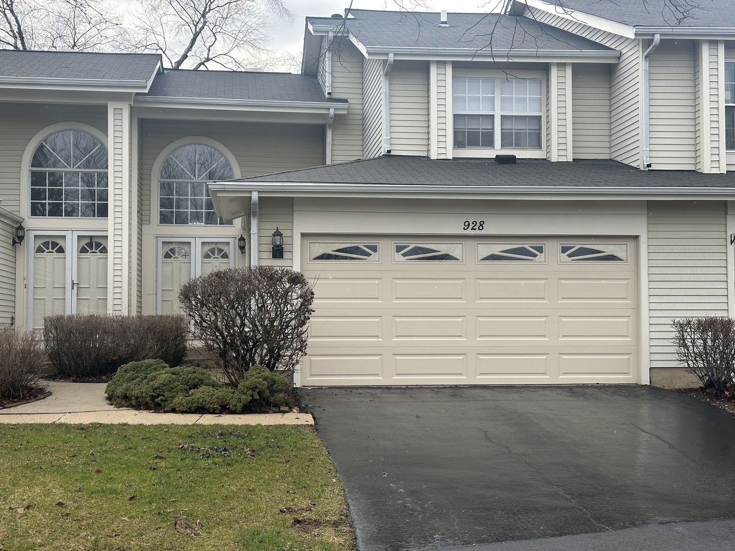 928 Dighton Lane Schaumburg IL 60173