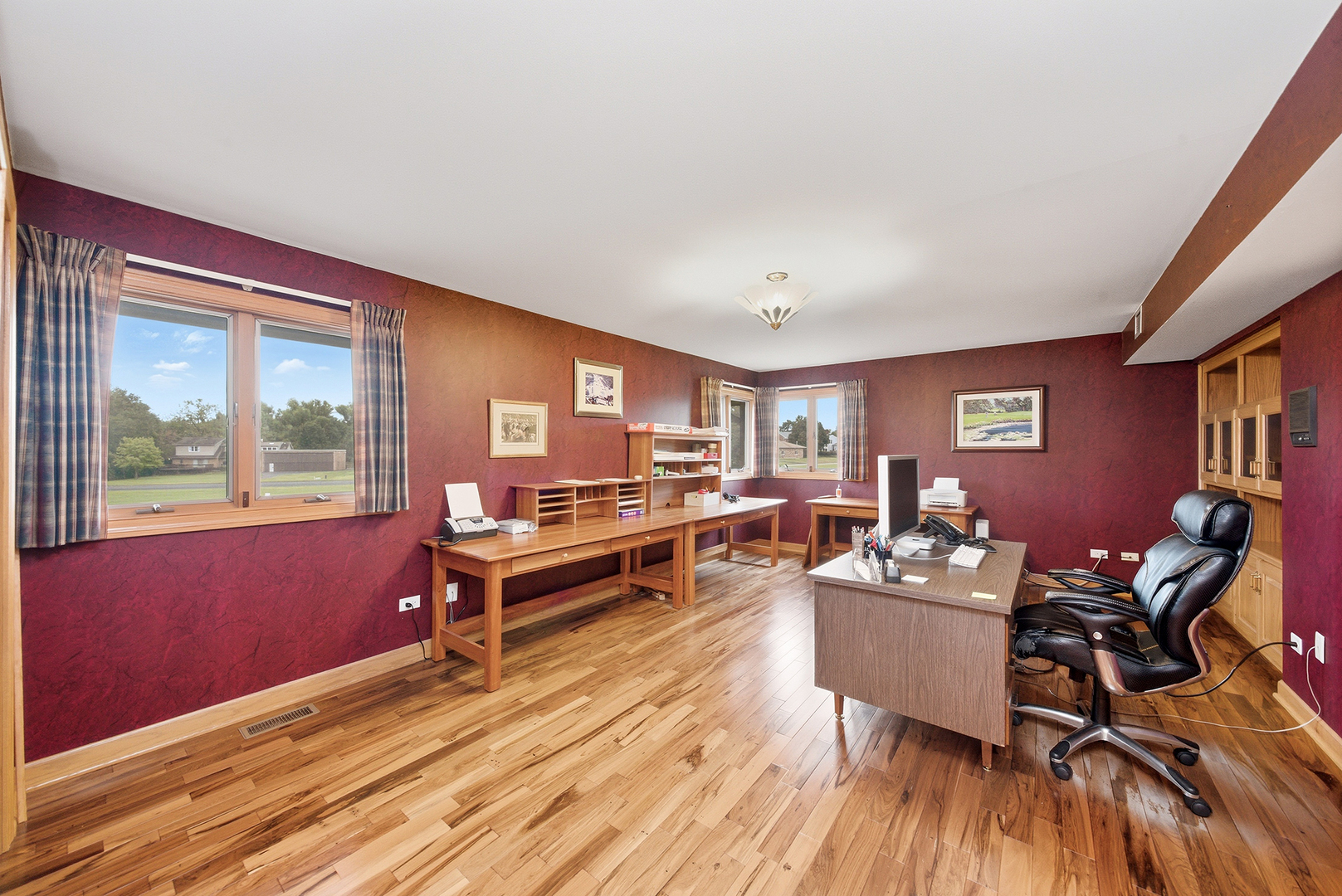 607 Berkshire Court Downers Grove IL 60516