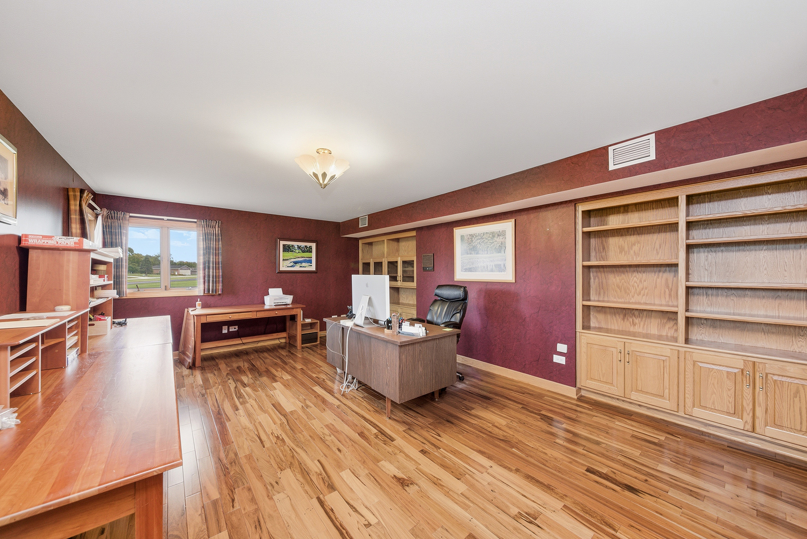 607 Berkshire Court Downers Grove IL 60516